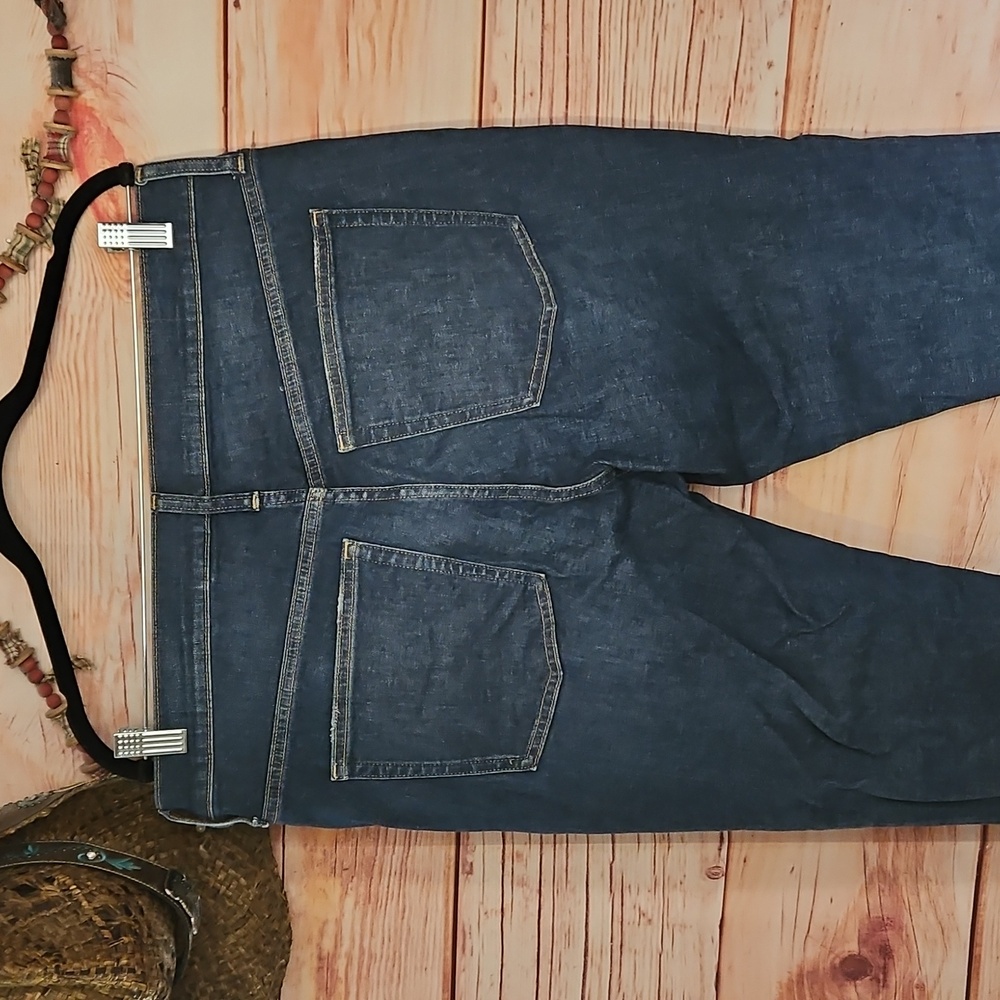 Excellent Unused Condition "J Crew Denim" Dark Wash Button Up Jeans! Sz 32 waist - Picture 5 of 5